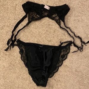 Elegant Black Lace Lingerie Set Panties Garter Belt Size 6